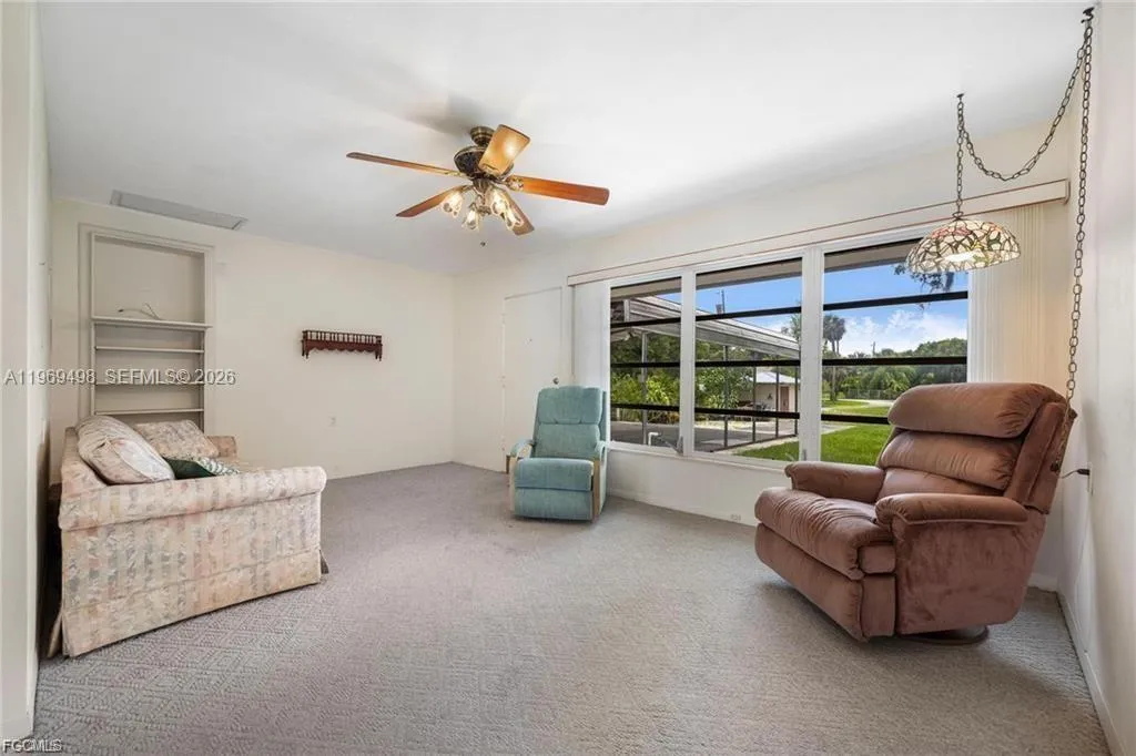 2030 Ft Denaud Rd, La Belle FL 33935