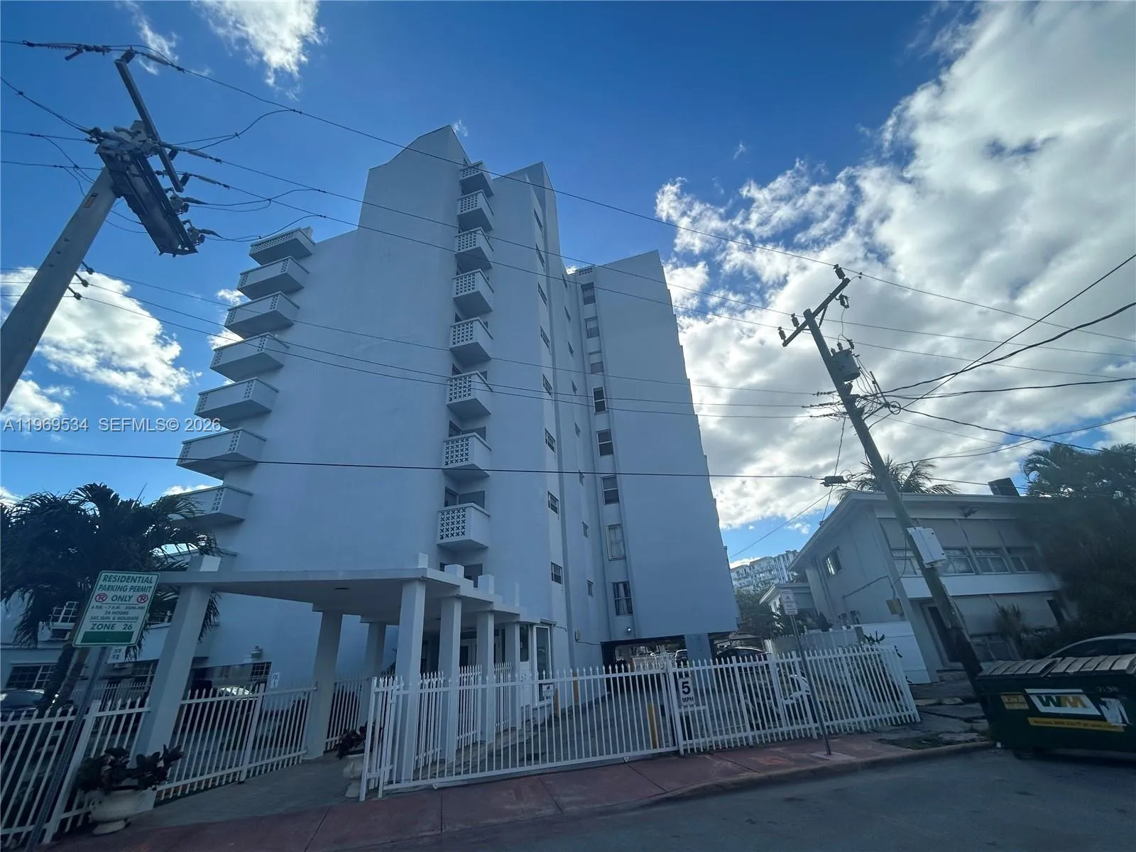 7118 Bonita Dr # 704, Miami Beach FL 33141