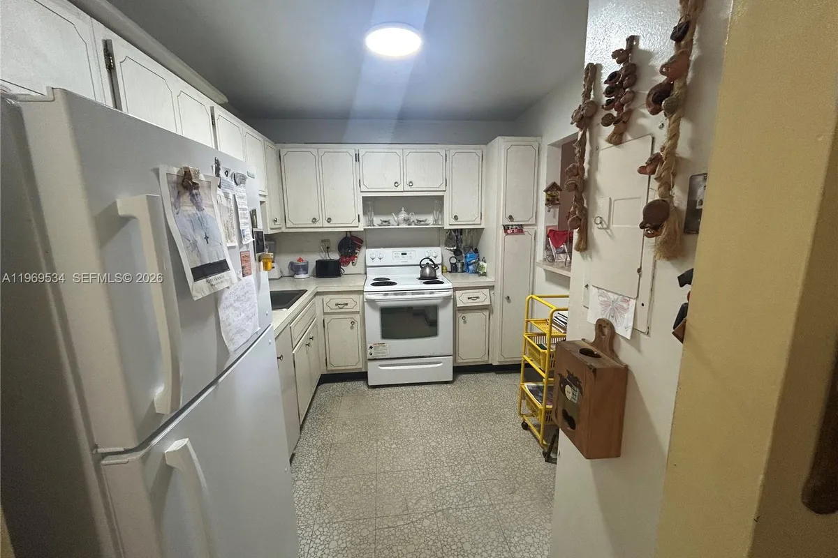 7118 Bonita Dr # 704, Miami Beach FL 33141