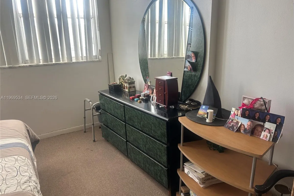 7118 Bonita Dr # 704, Miami Beach FL 33141