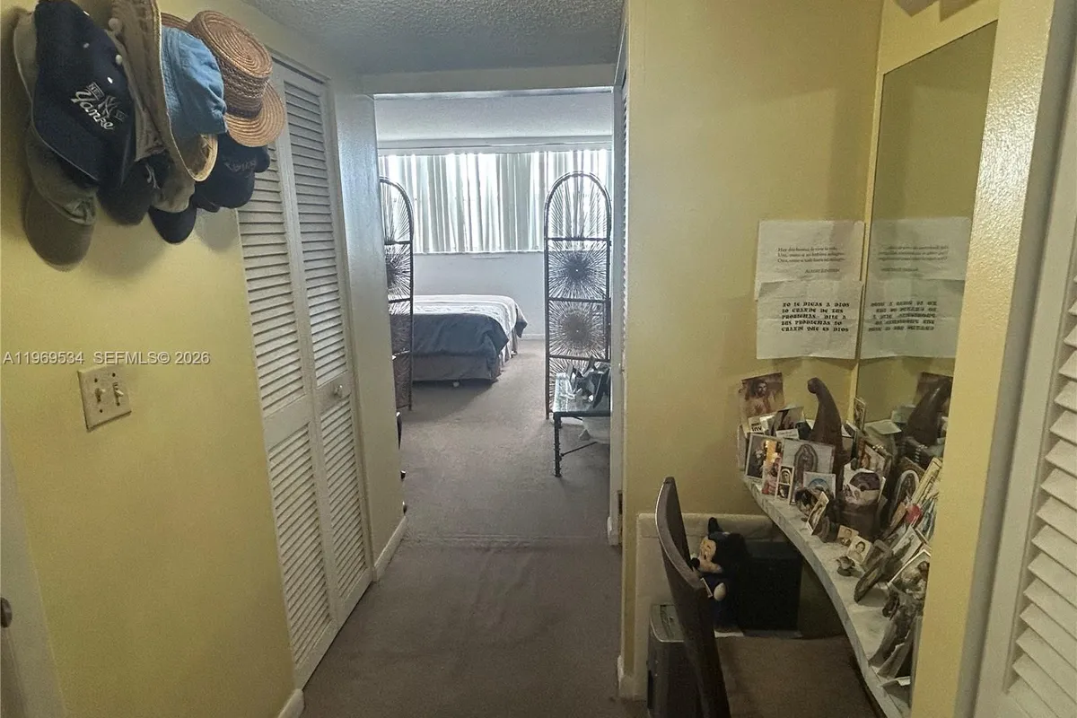 7118 Bonita Dr # 704, Miami Beach FL 33141