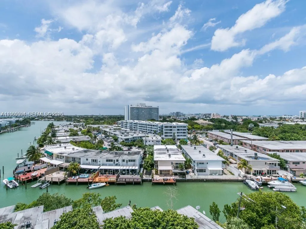 7118 Bonita Dr # 704, Miami Beach FL 33141