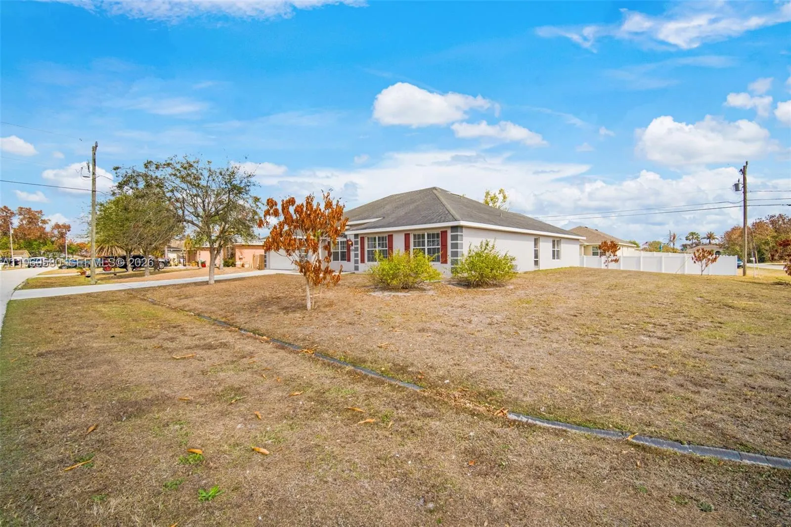 6762 NW Daffodil Ln, Port St. Lucie FL 34983