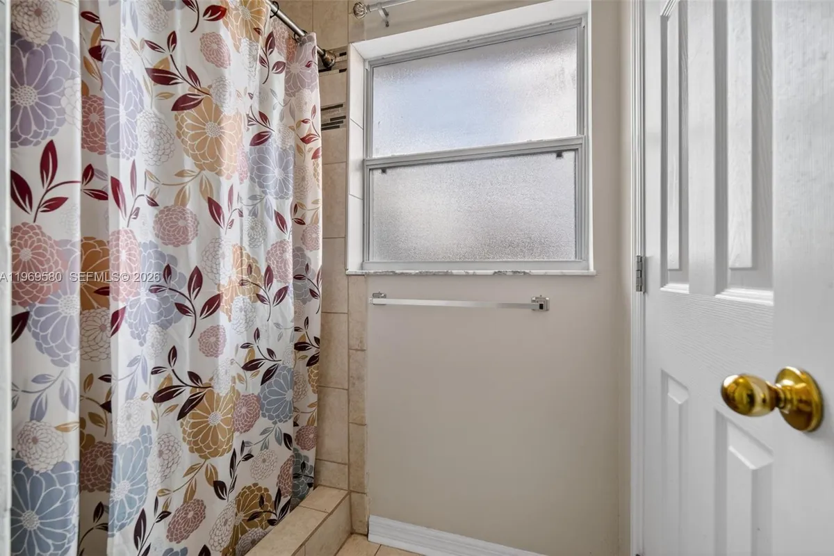 6762 NW Daffodil Ln, Port St. Lucie FL 34983