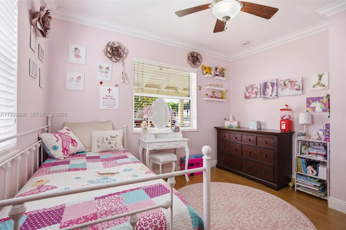 5851 SW 15th St, West Miami FL 33144