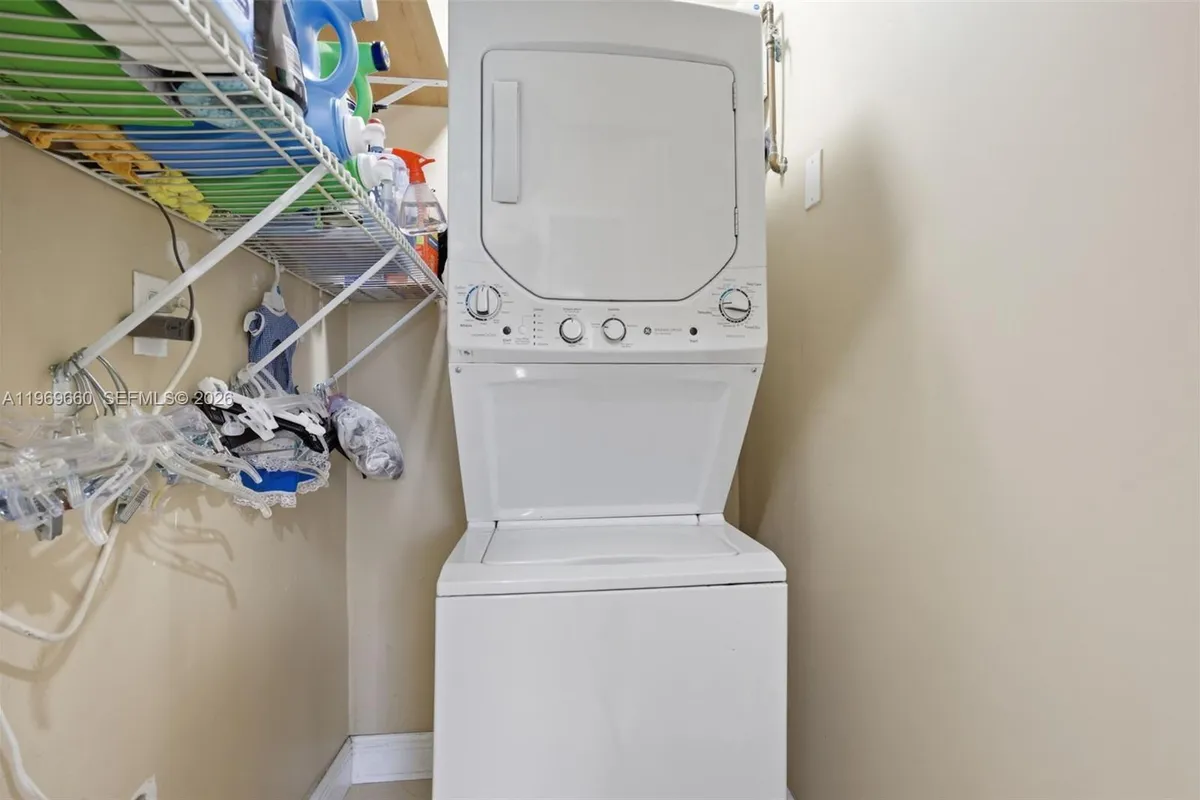 5851 SW 15th St, West Miami FL 33144