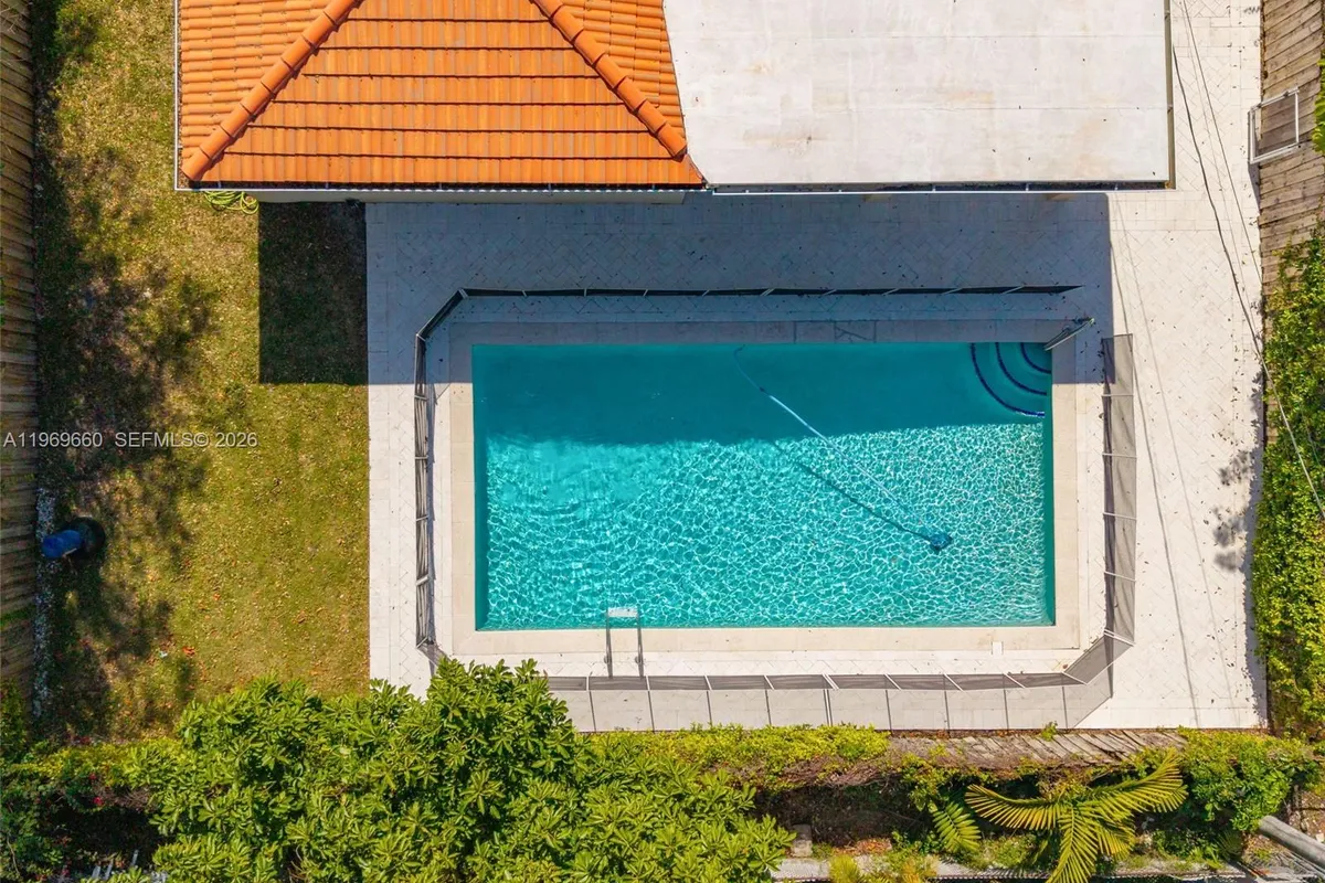 5851 SW 15th St, West Miami FL 33144