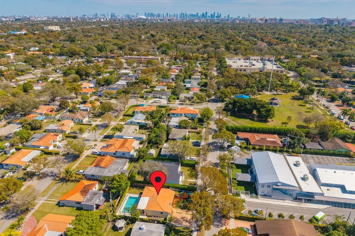 5851 SW 15th St, West Miami FL 33144