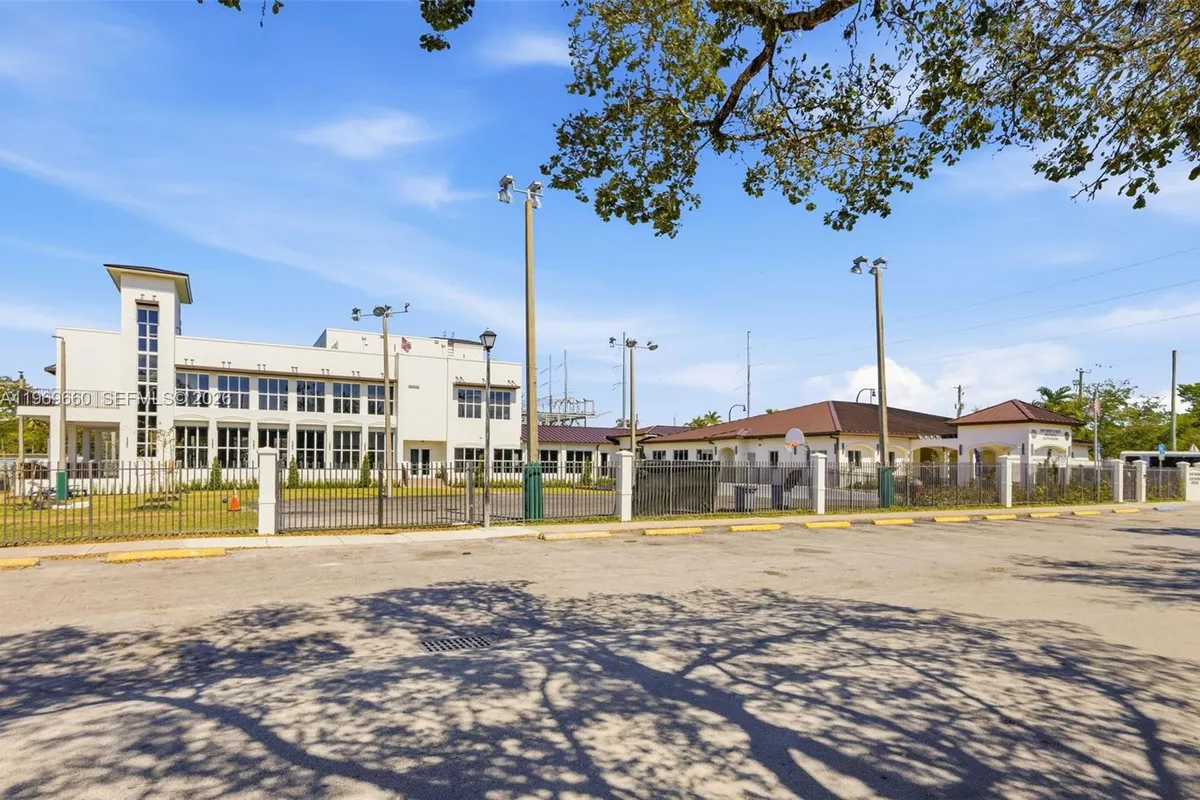 5851 SW 15th St, West Miami FL 33144