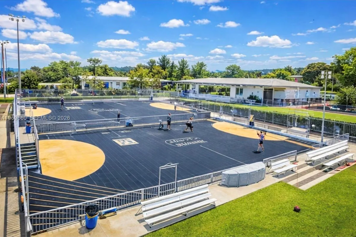 5851 SW 15th St, West Miami FL 33144