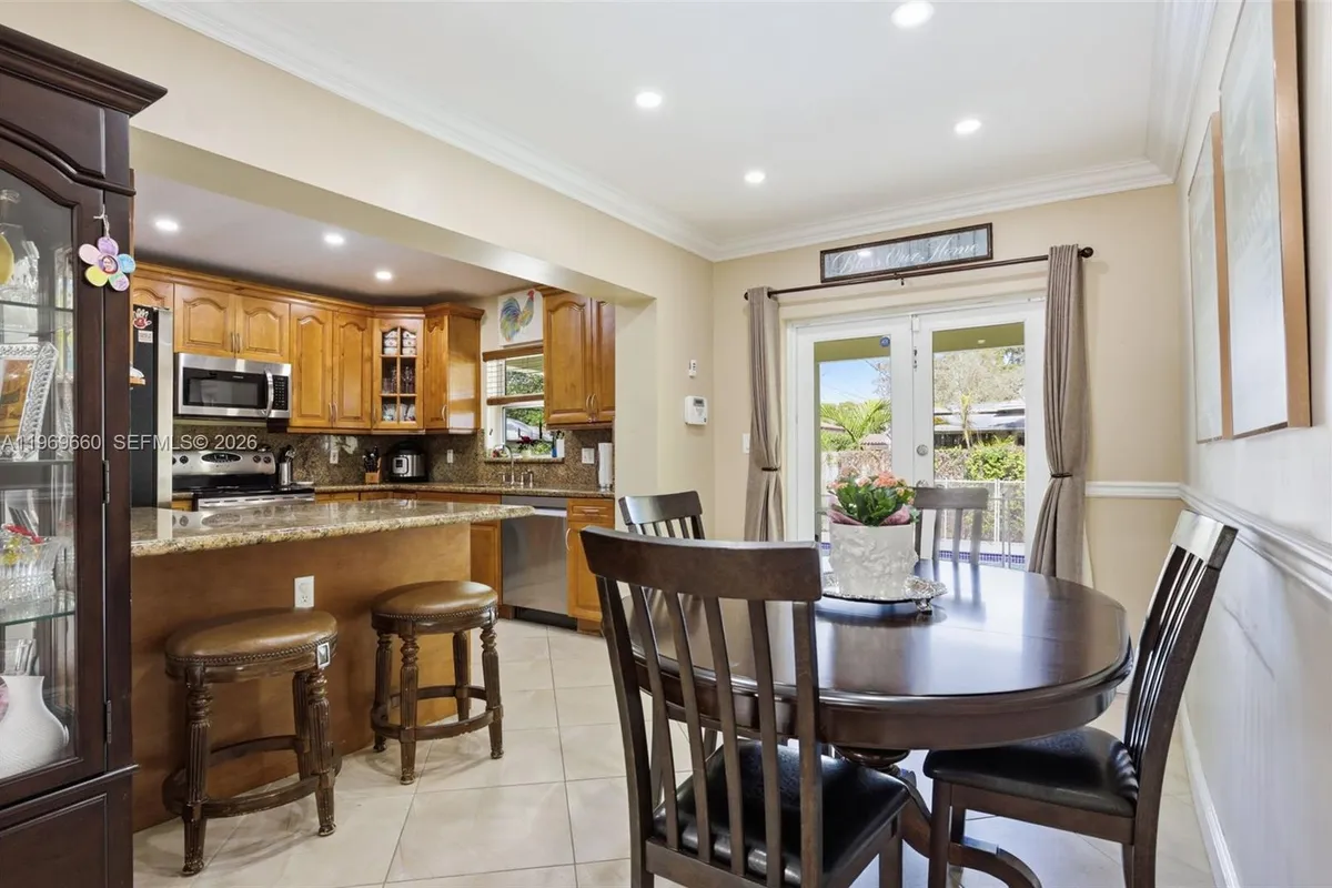 5851 SW 15th St, West Miami FL 33144