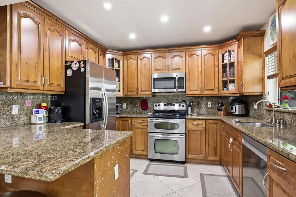 5851 SW 15th St, West Miami FL 33144