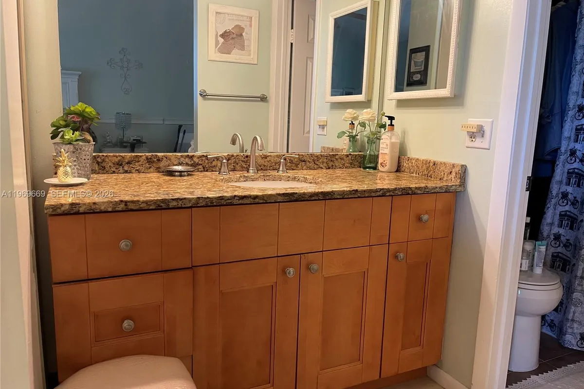 3699 N Carambola Cir N # 2837, Coconut Creek FL 33066