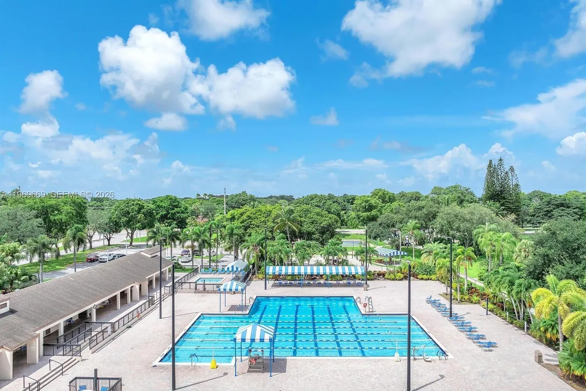 3699 N Carambola Cir N # 2837, Coconut Creek FL 33066