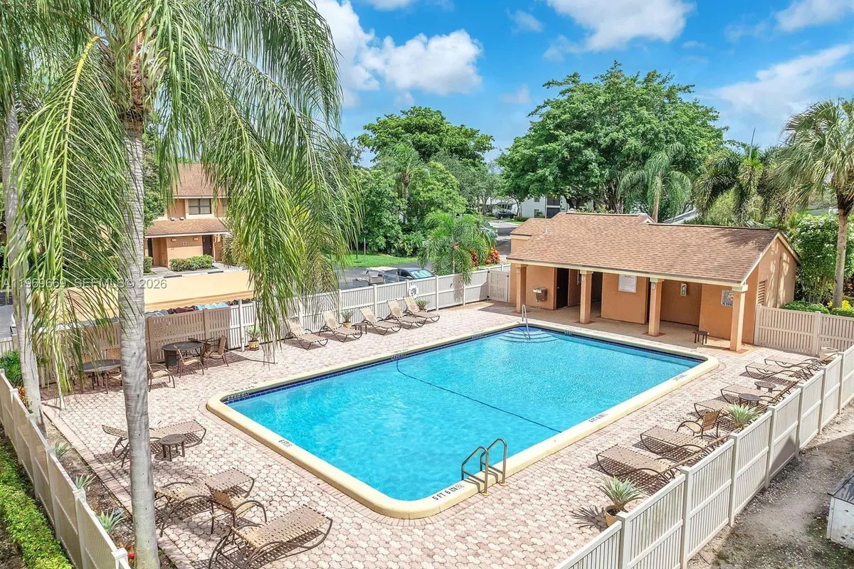 3699 N Carambola Cir N # 2837, Coconut Creek FL 33066