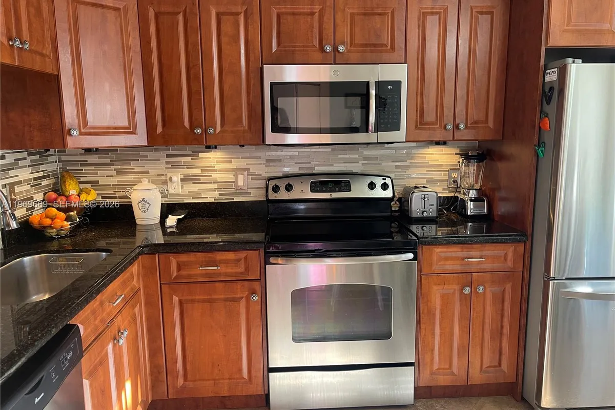 3699 N Carambola Cir N # 2837, Coconut Creek FL 33066