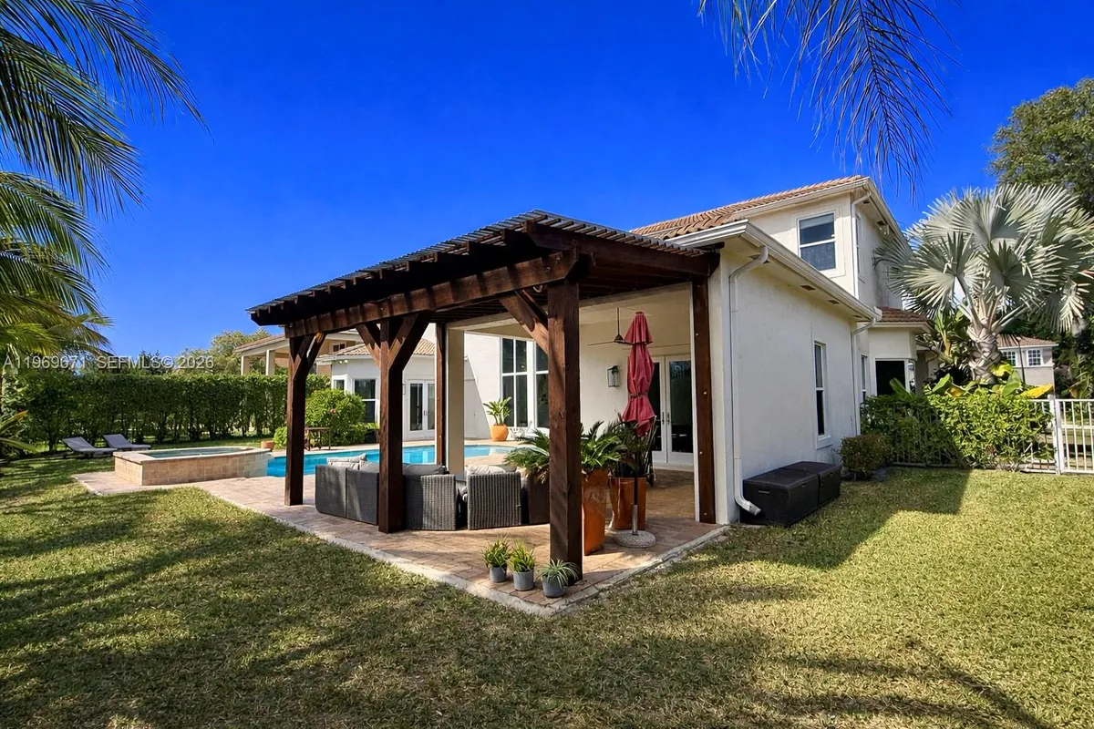 12486 World Cup Ln, Wellington FL 33414