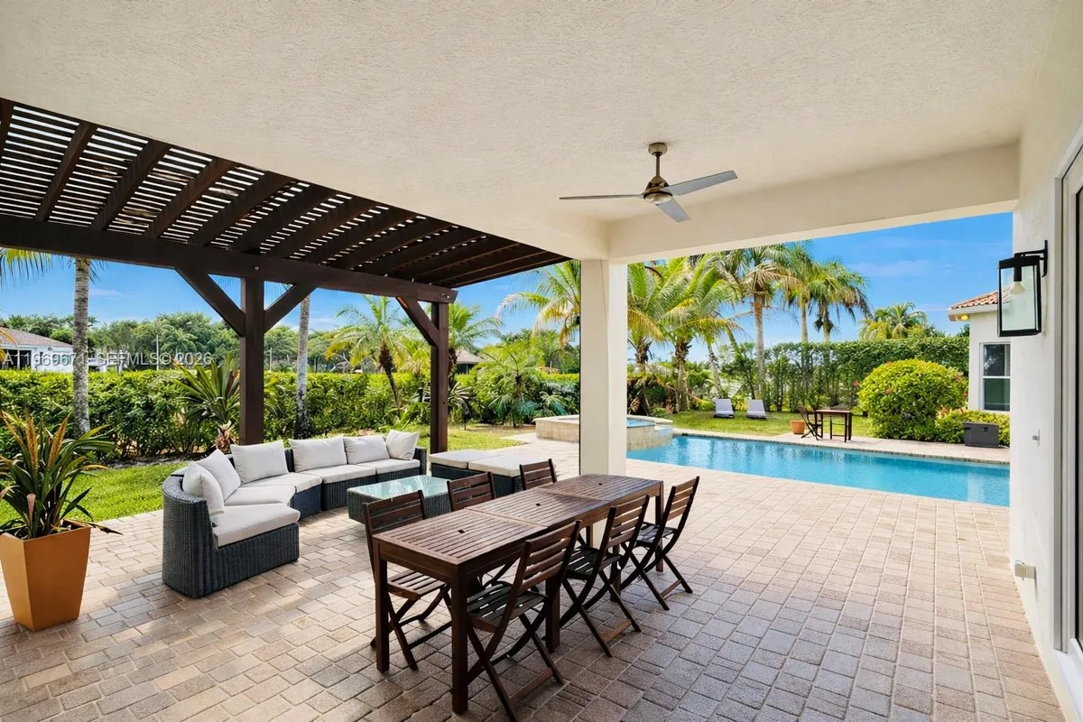 12486 World Cup Ln, Wellington FL 33414