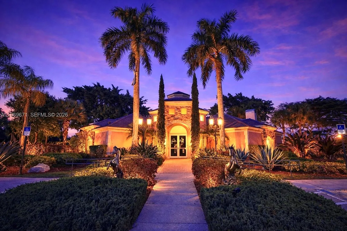 12486 World Cup Ln, Wellington FL 33414