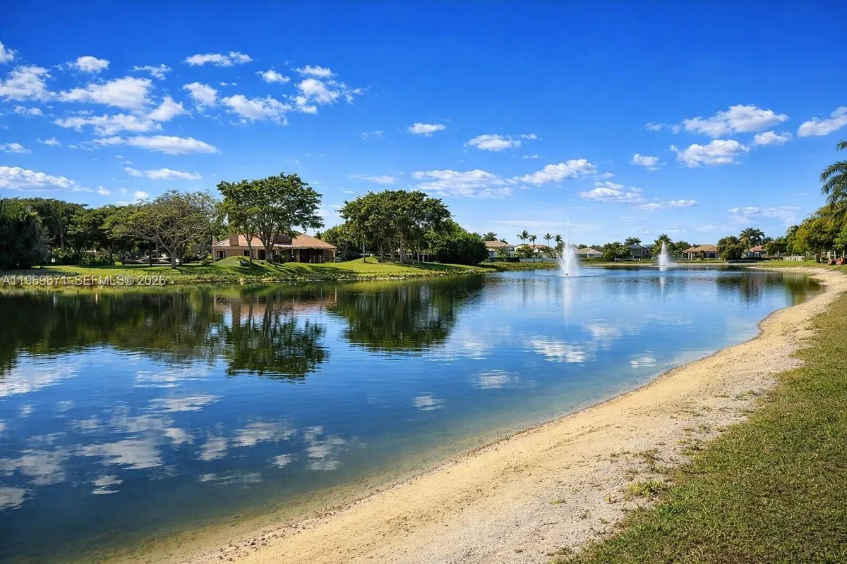 12486 World Cup Ln, Wellington FL 33414