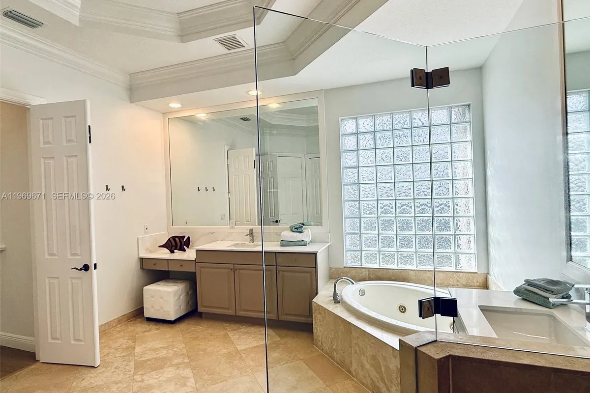 12486 World Cup Ln, Wellington FL 33414