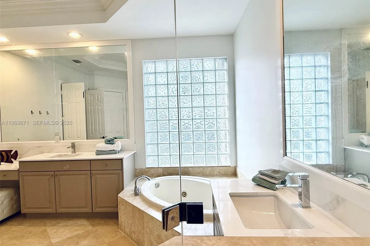 12486 World Cup Ln, Wellington FL 33414