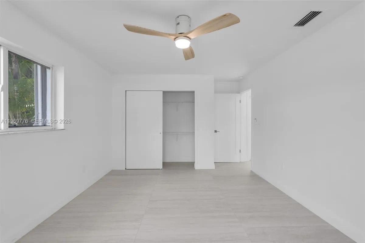 9990 Broad Channel Dr, Cutler Bay FL 33157