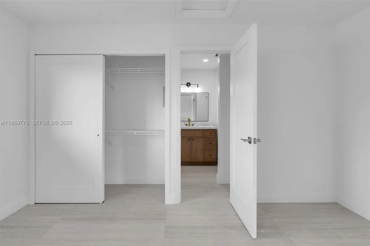 9990 Broad Channel Dr, Cutler Bay FL 33157