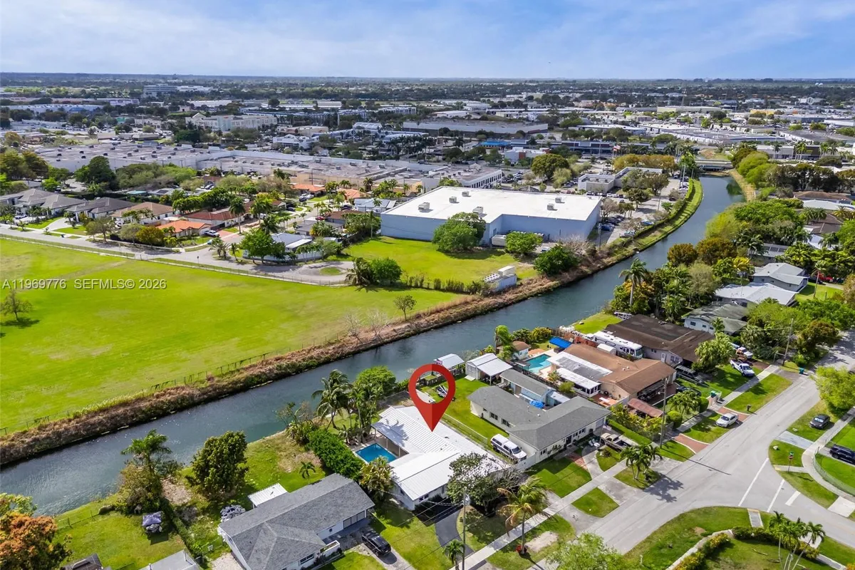 9990 Broad Channel Dr, Cutler Bay FL 33157