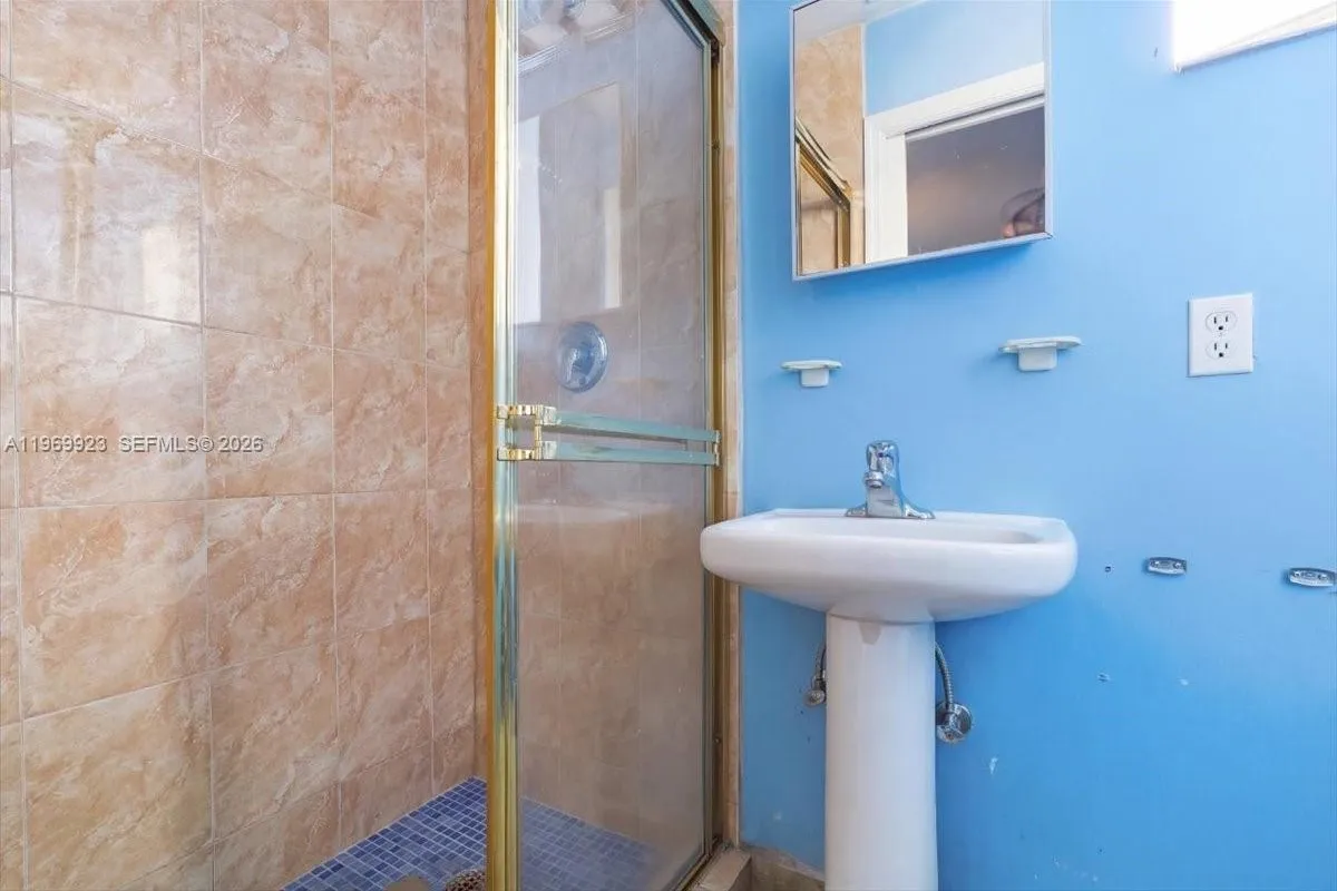 15431 SW 171st St, Miami FL 33187