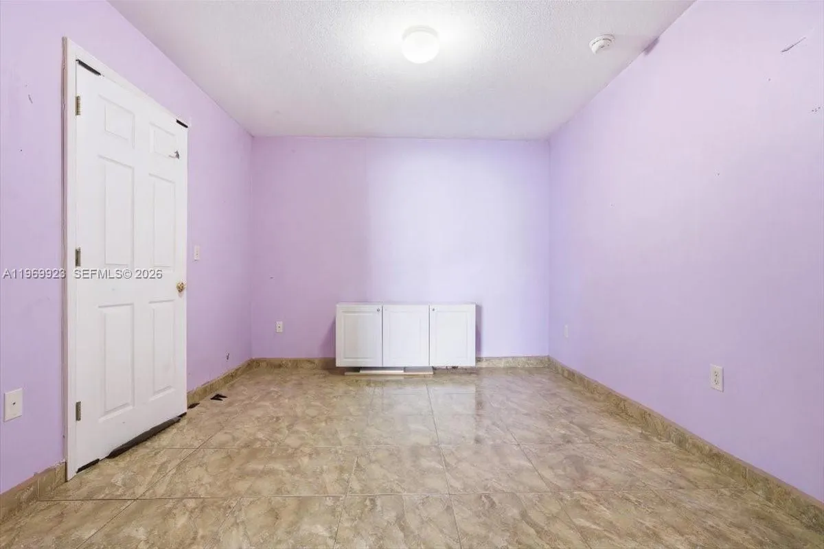 15431 SW 171st St, Miami FL 33187