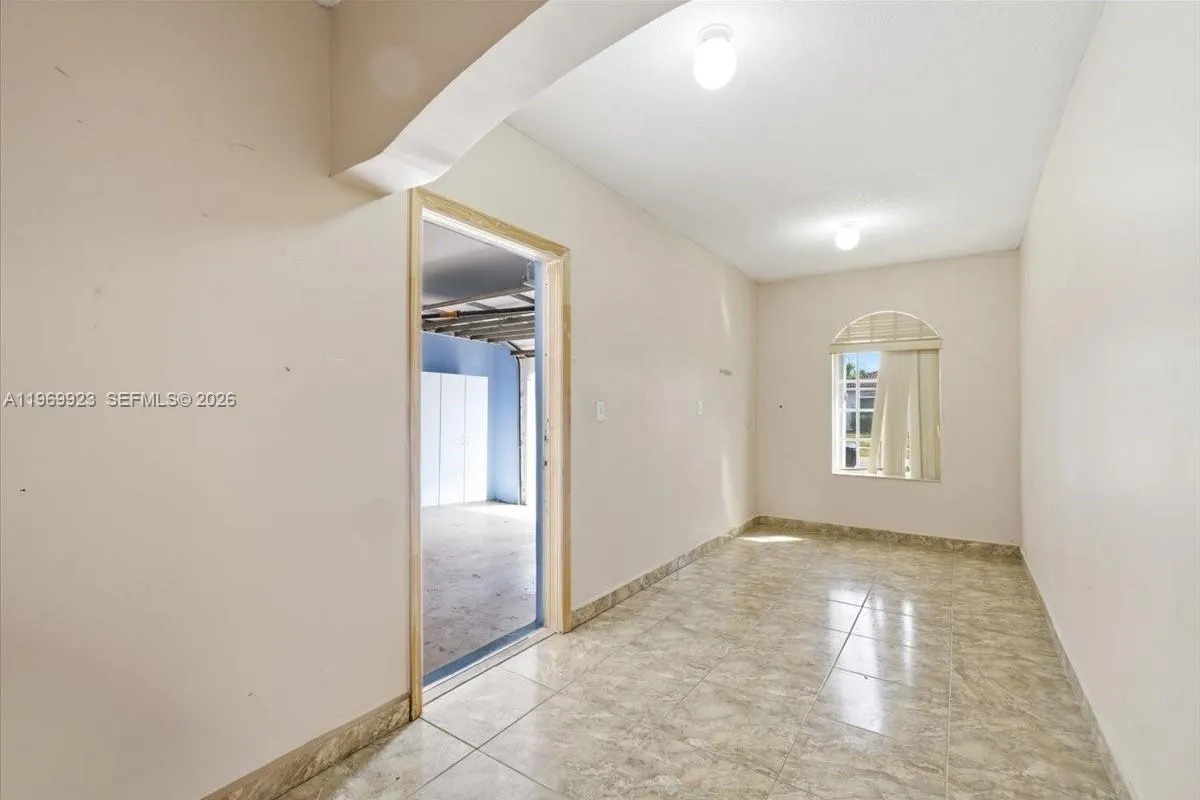 15431 SW 171st St, Miami FL 33187