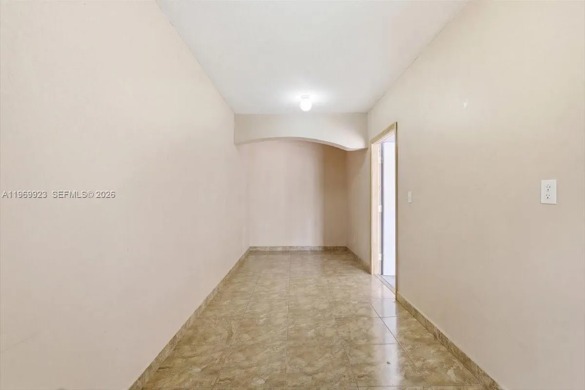 15431 SW 171st St, Miami FL 33187