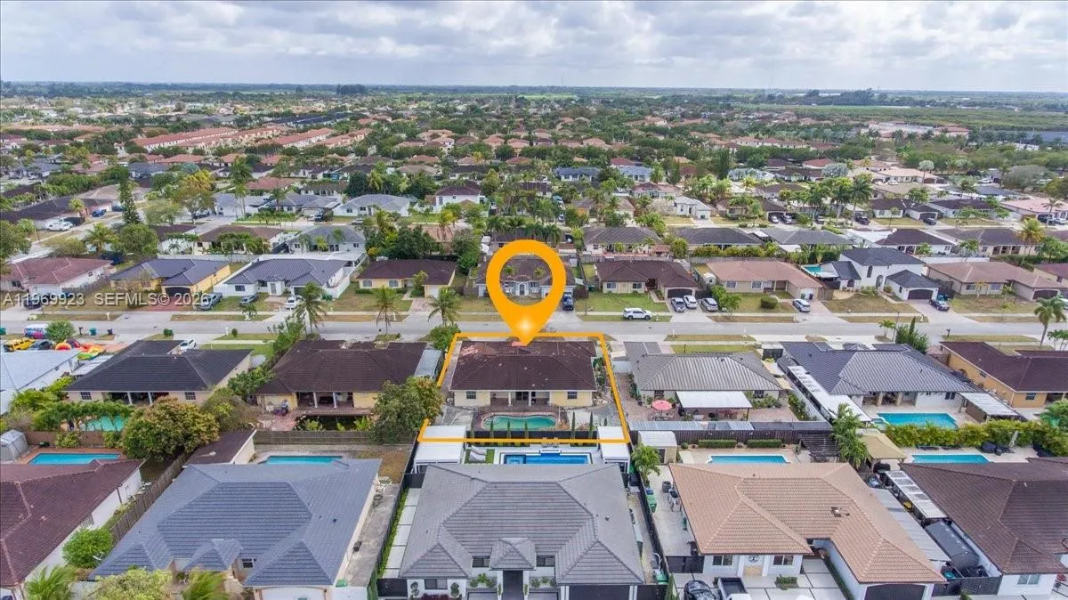 15431 SW 171st St, Miami FL 33187