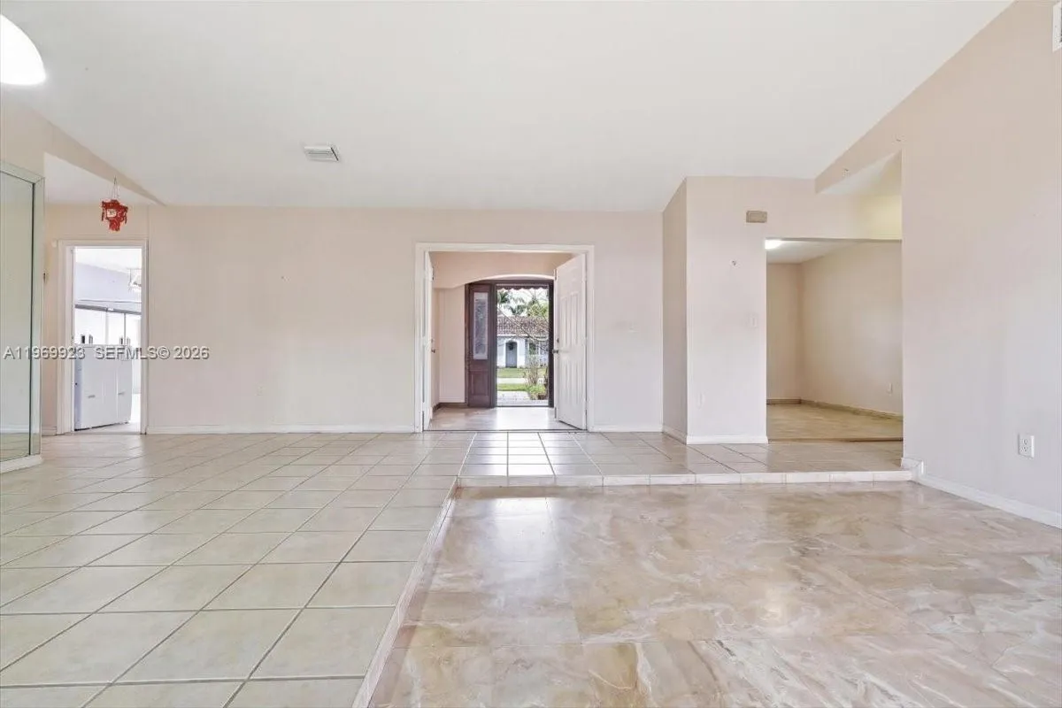 15431 SW 171st St, Miami FL 33187