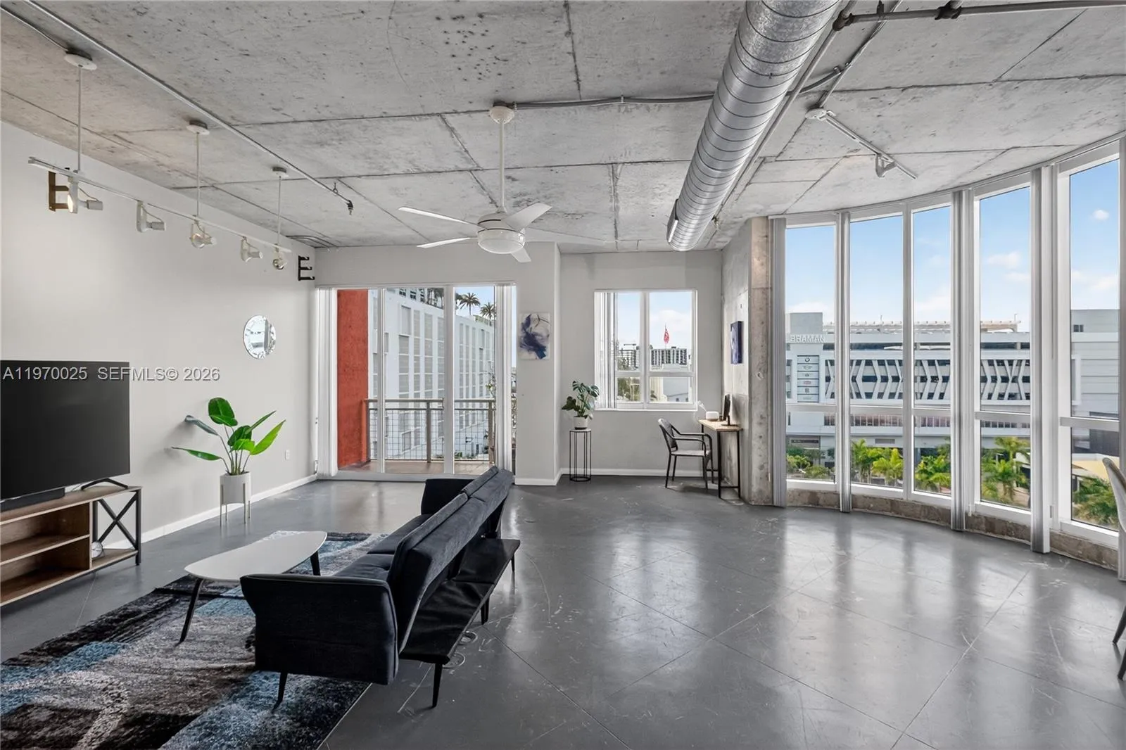 2001 Biscayne Blvd # 2612, Miami FL 33137