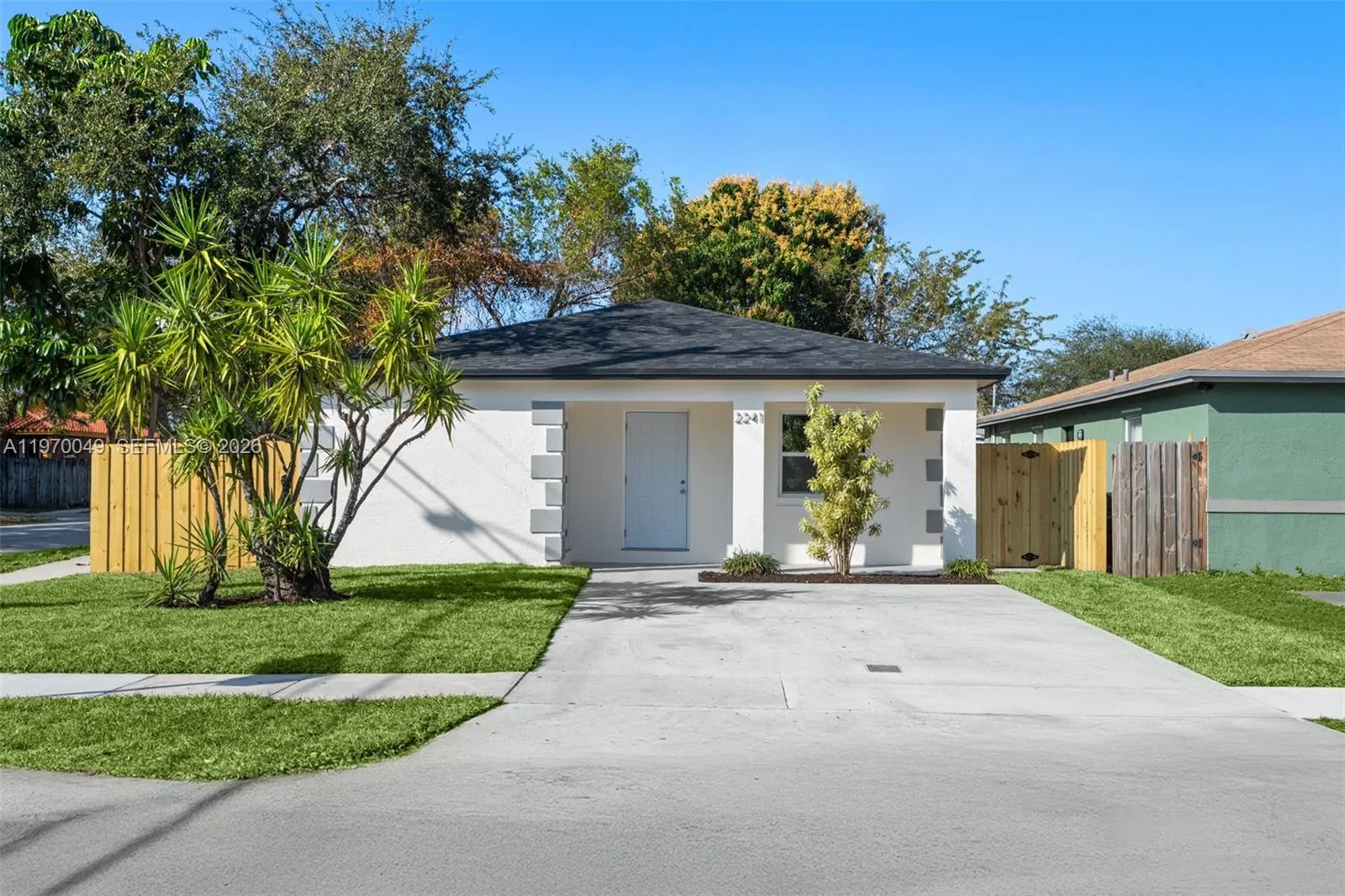 2241 Hope St, Hollywood FL 33020