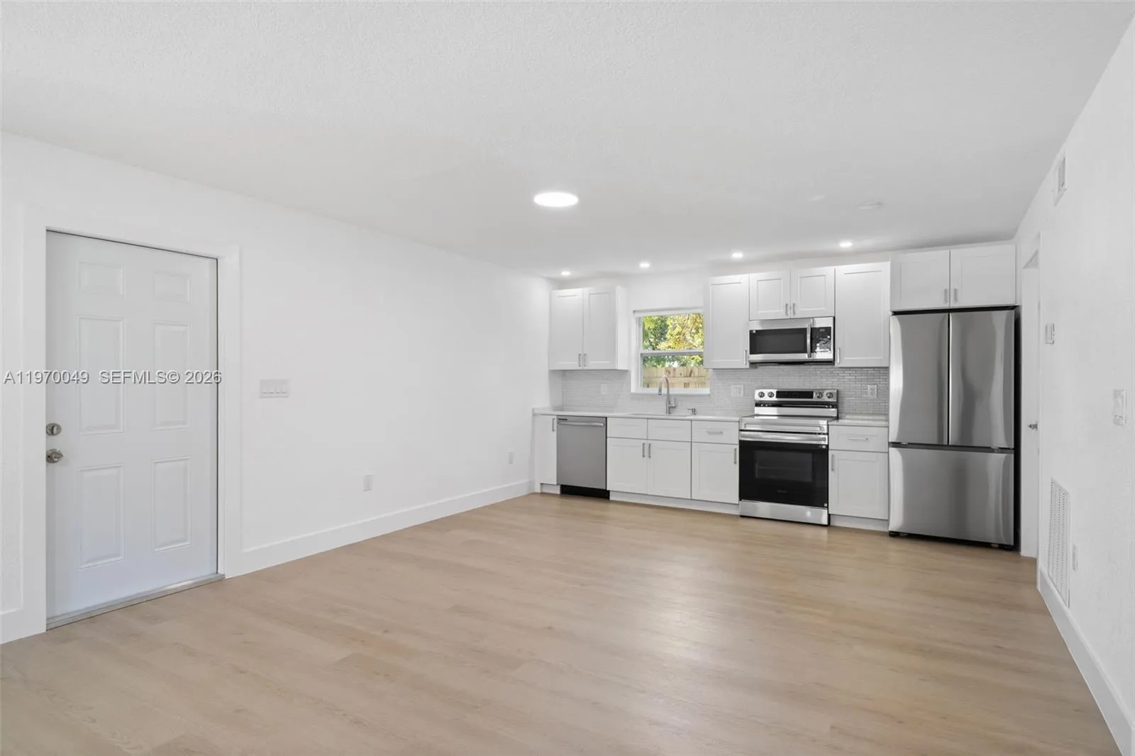 2241 Hope St, Hollywood FL 33020