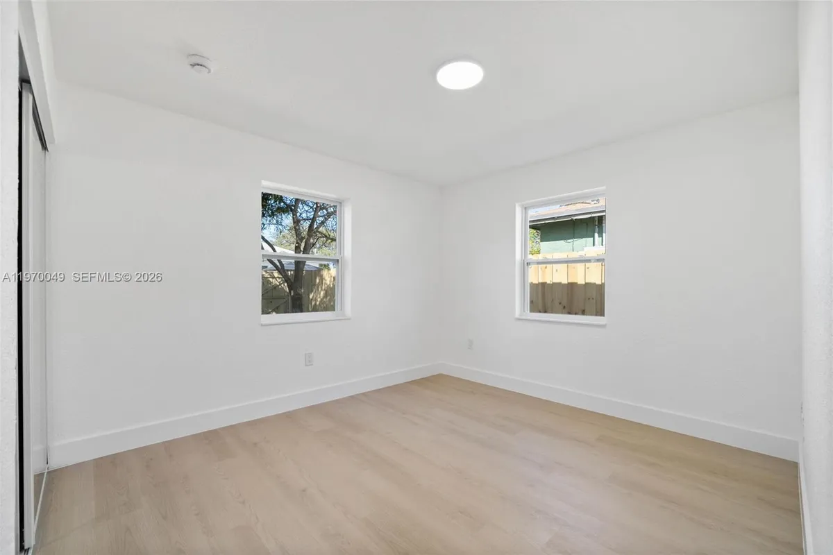 2241 Hope St, Hollywood FL 33020