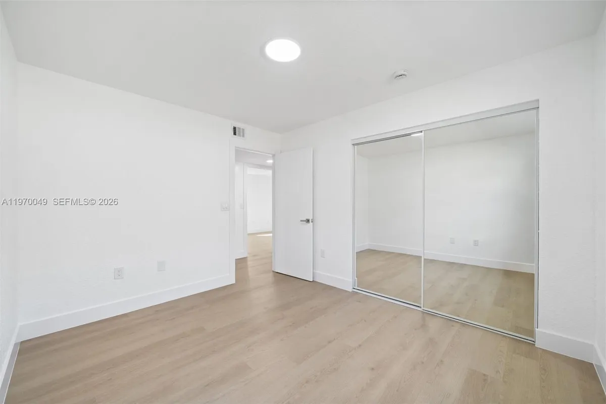 2241 Hope St, Hollywood FL 33020