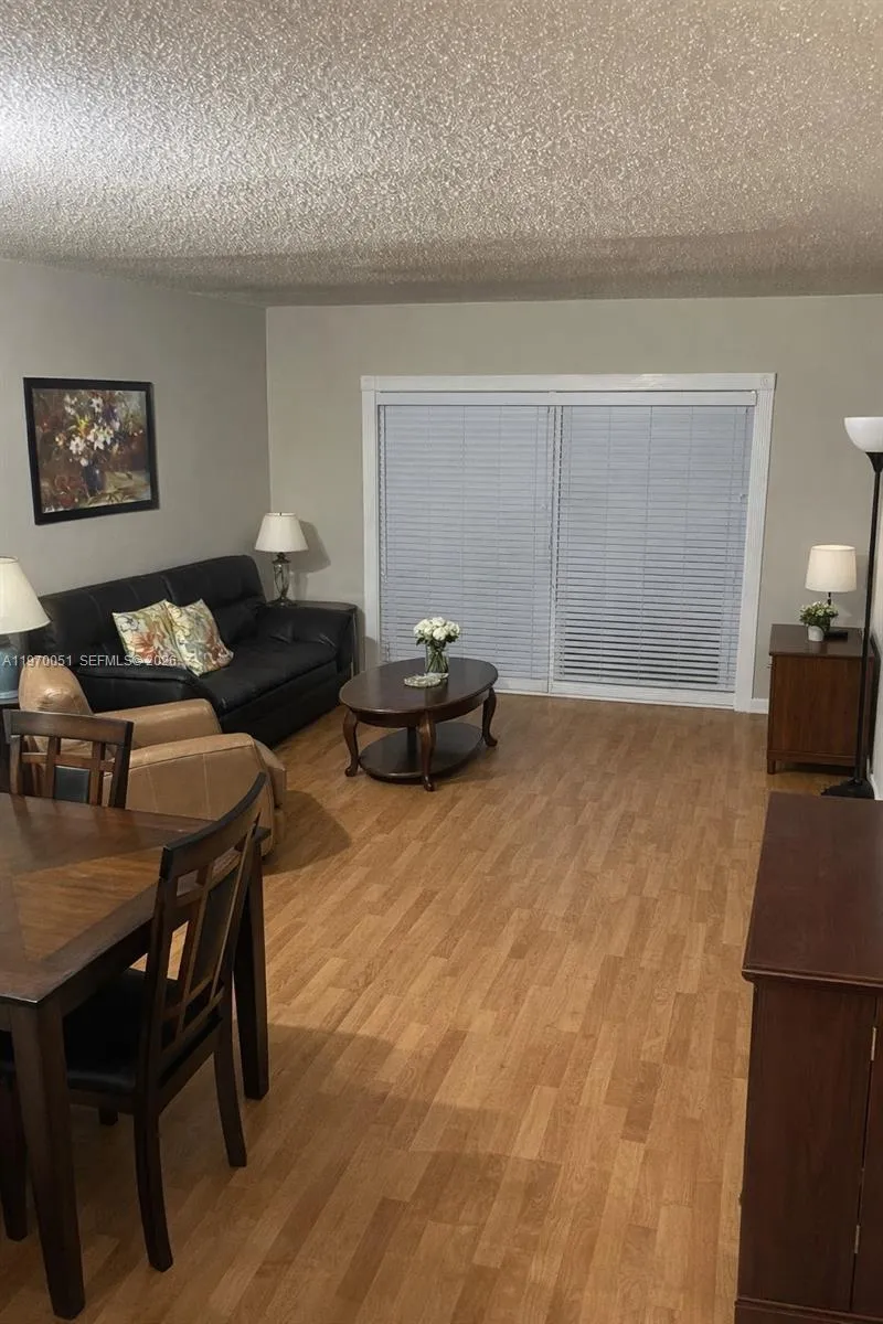 7732 Camino Real # 104, Miami FL 33143