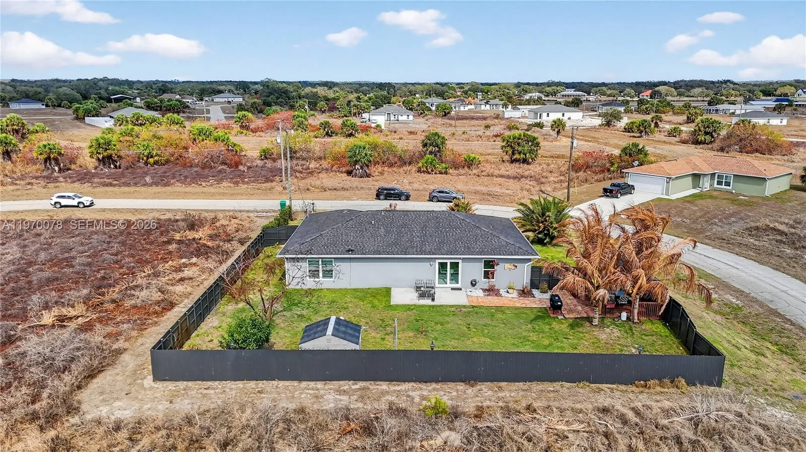 1220 Moore Run, La Belle FL 33935