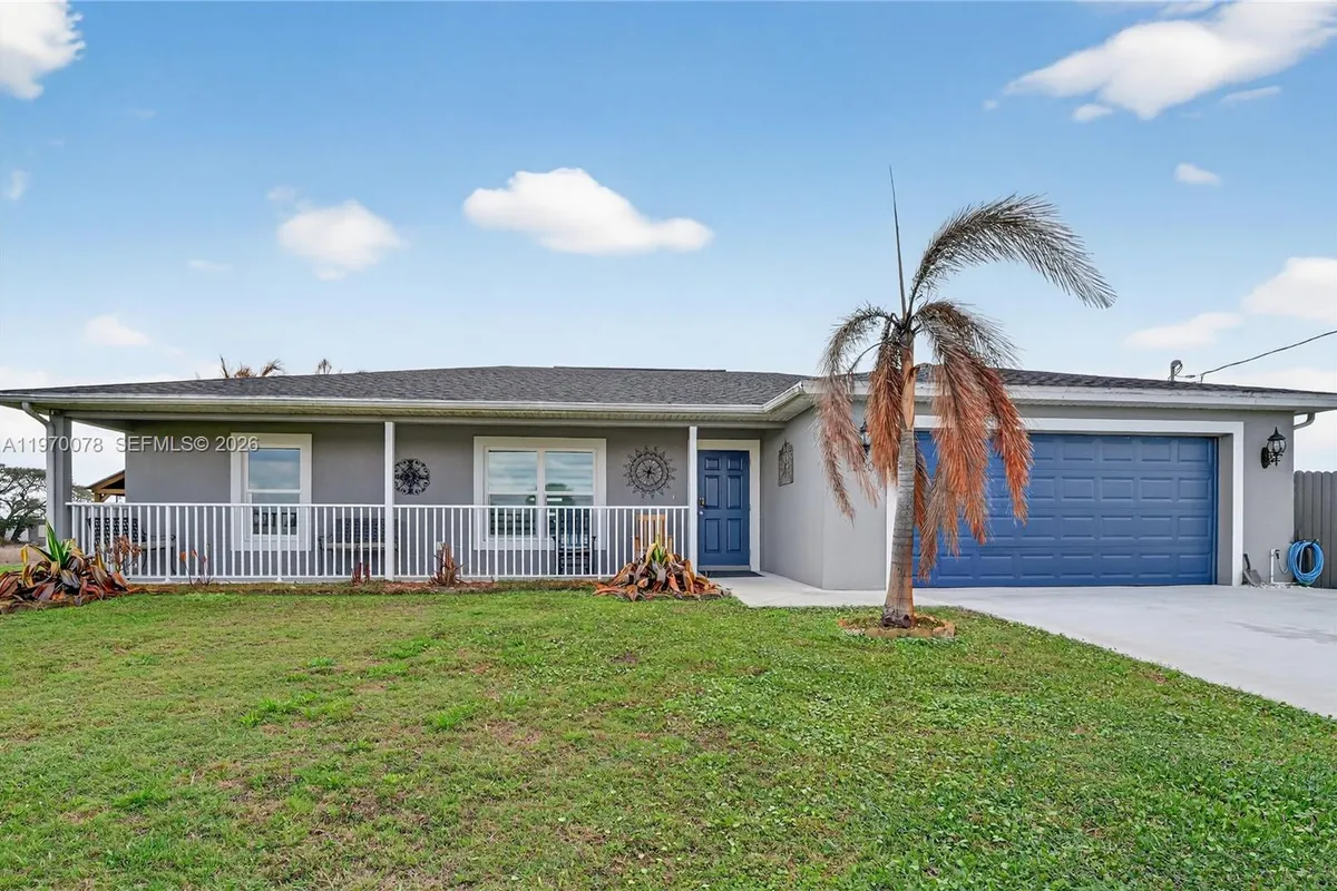 1220 Moore Run, La Belle FL 33935