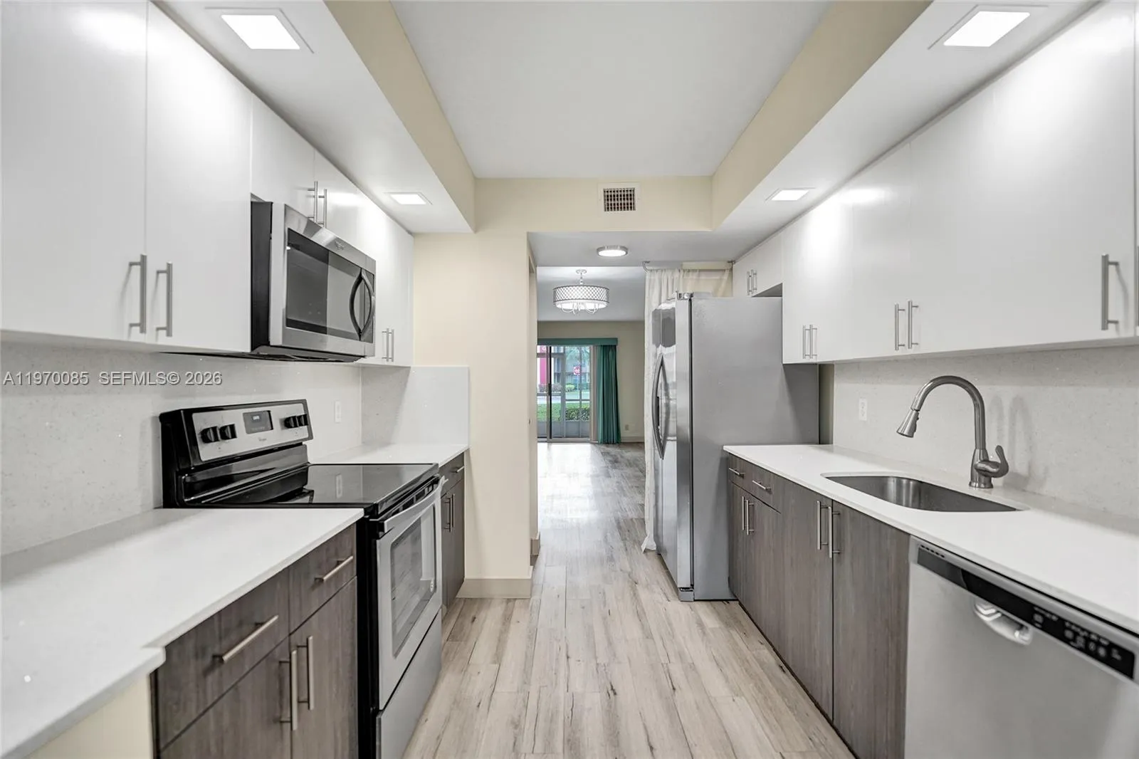 2 bedroom 2 bath for sale at 12750 SW 4th Ct # 111J, Pembroke Pines FL 33027