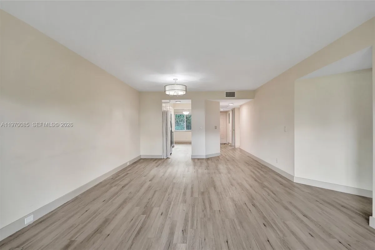 12750 SW 4th Ct # 111J, Pembroke Pines FL 33027