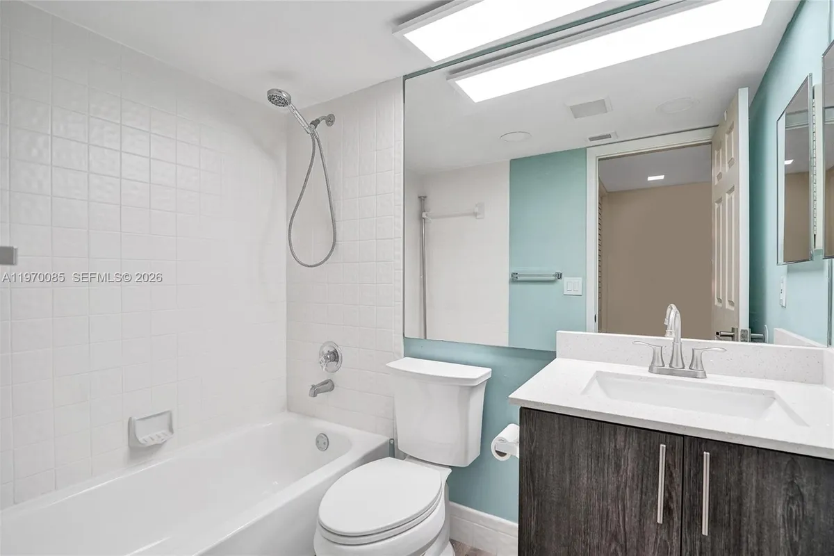 12750 SW 4th Ct # 111J, Pembroke Pines FL 33027