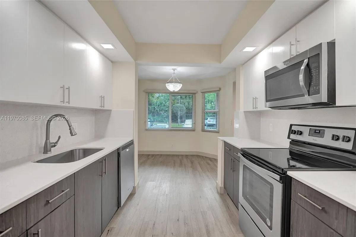 12750 SW 4th Ct # 111J, Pembroke Pines FL 33027