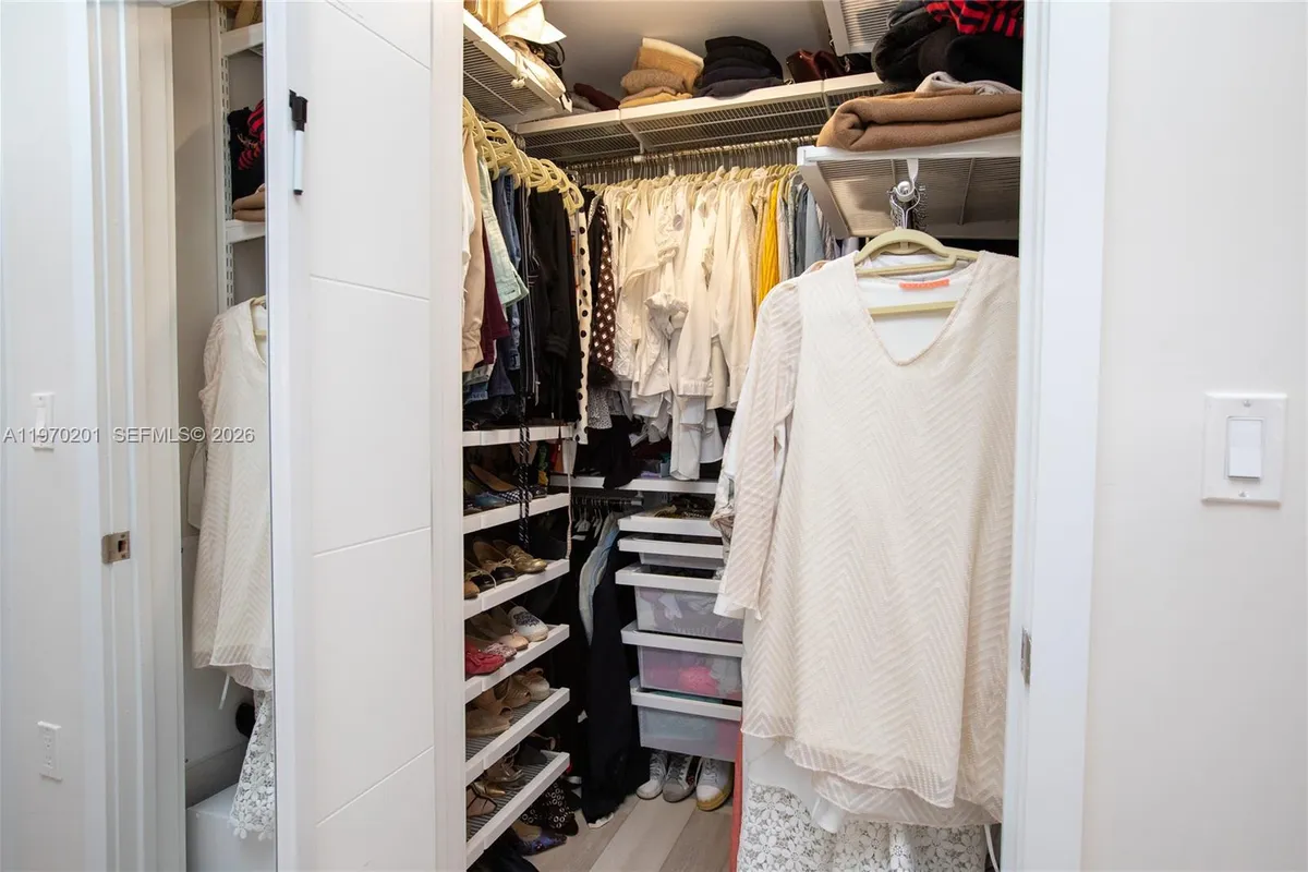 301 Altara Ave # 719, Coral Gables FL 33146