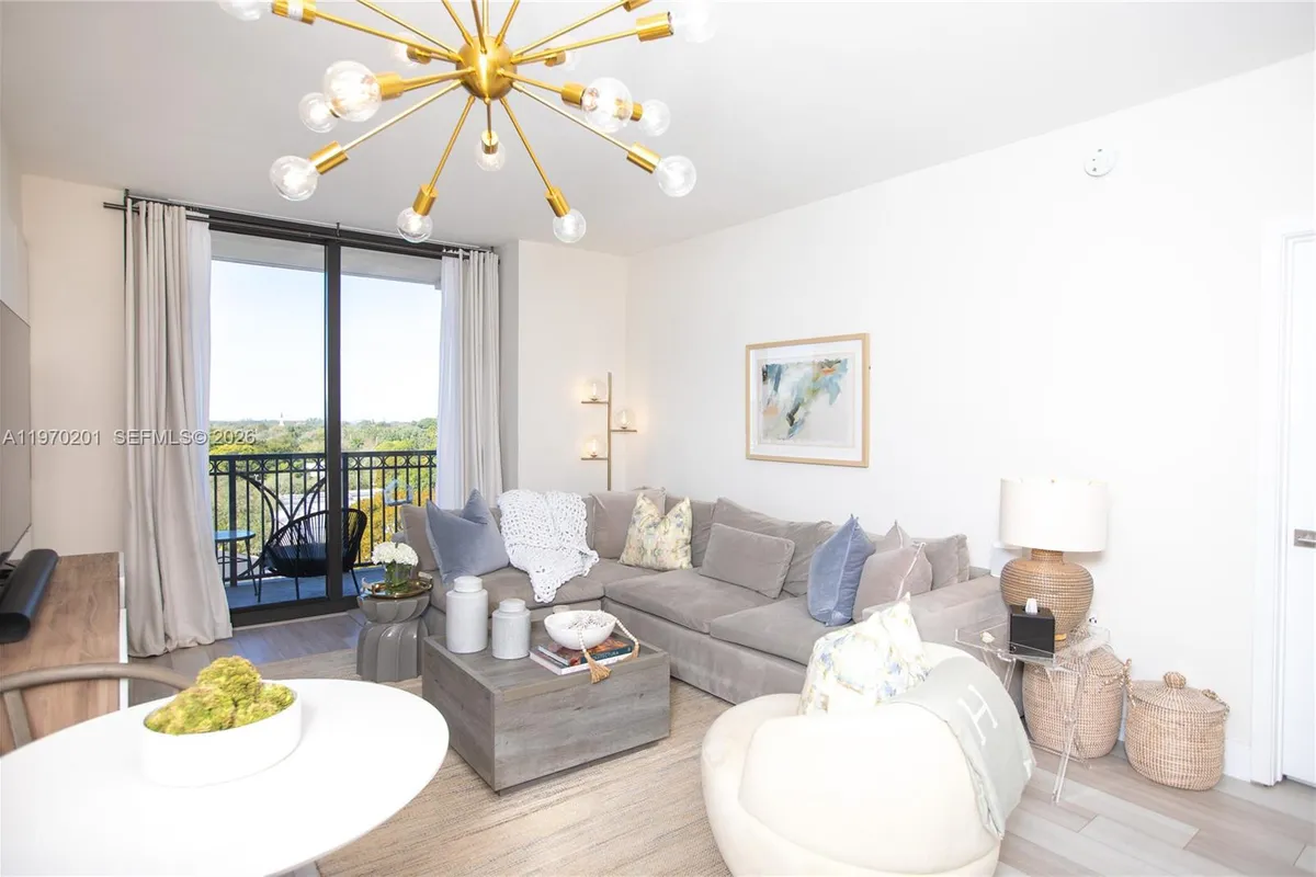 301 Altara Ave # 719, Coral Gables FL 33146