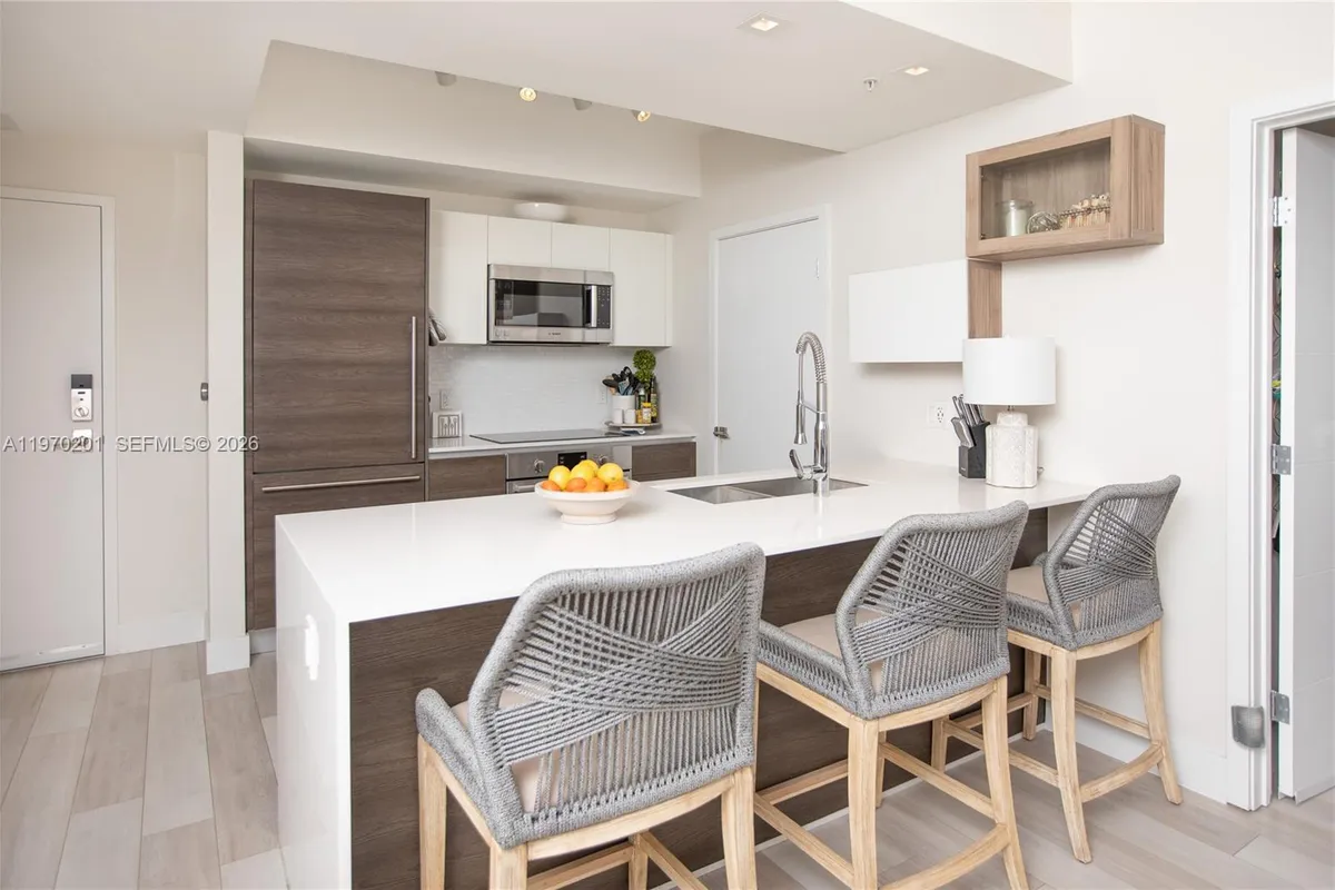 301 Altara Ave # 719, Coral Gables FL 33146